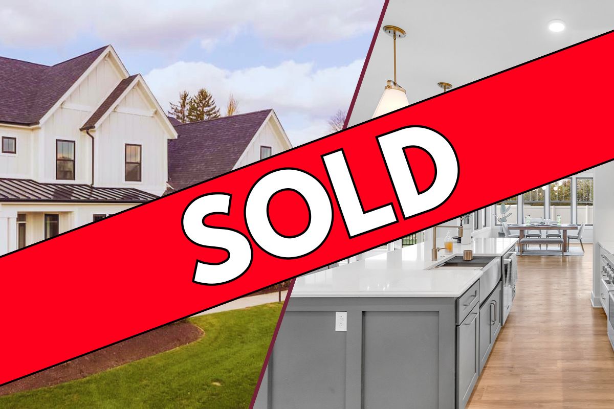 1075 Honey Locust Drive Jeannette, PA 15644